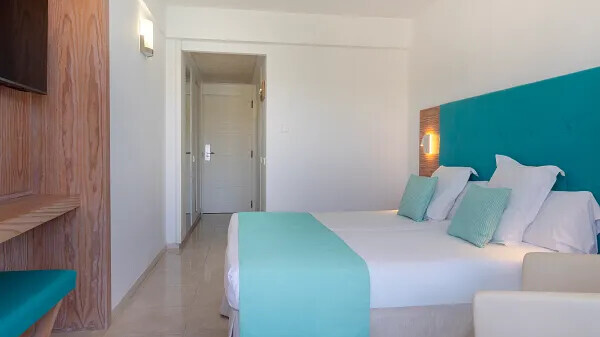 Alua Gran Camp de Mar